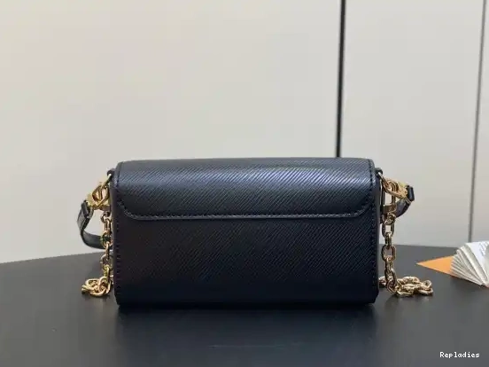 Repzbay TWIST-19*10.5*6.5cm LOUIS VUITTON 0521